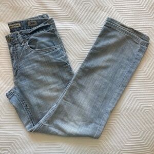 BKE Men's 30R Jake Straight Jeans Faded Light Blue Denim Stretch White Stitch